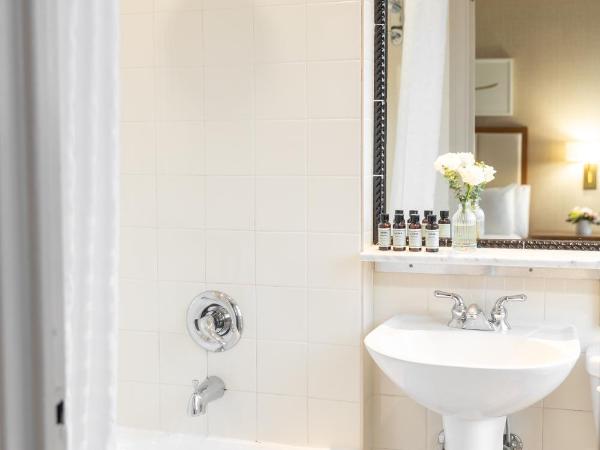 The Lord Nelson Hotel & Suites : photo 4 de la chambre petite chambre double