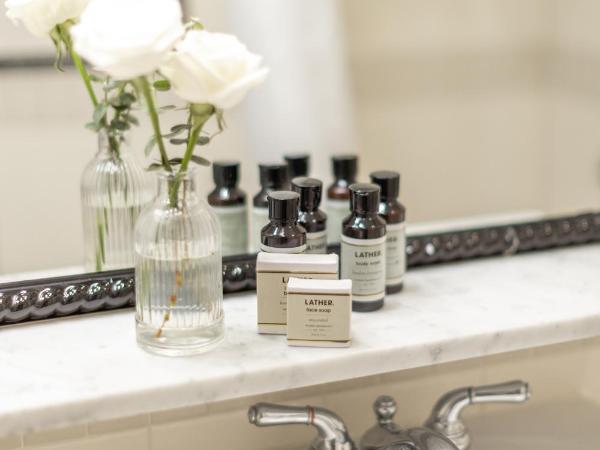 The Lord Nelson Hotel & Suites : photo 3 de la chambre petite chambre double