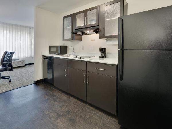 Candlewood Suites Dallas Market Center-Love Field, an IHG Hotel : photo 1 de la chambre suite 1 chambre - accessible aux personnes à mobilité réduite/non-fumeurs