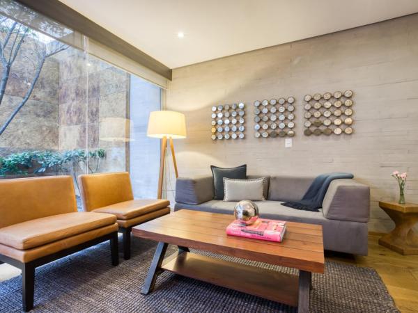 AR 218 Hotel by ULIV : photo 1 de la chambre master suite with private terrace