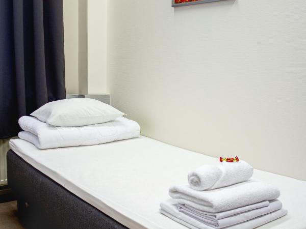 Hostel Hermanni : photo 2 de la chambre chambre simple avec salle de bains commune