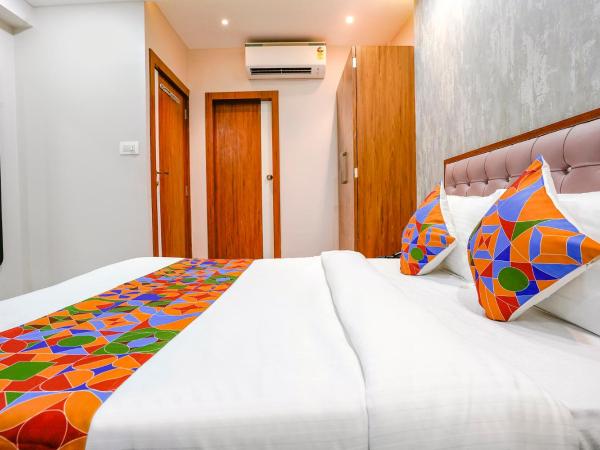 Hotel Affari : photo 7 de la chambre chambre double avec salle de bains privative