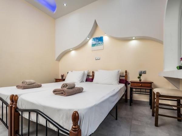 Lefkes Studios : photo 7 de la chambre studio (2 adultes)