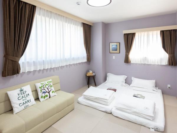 Light Hotel - Vacation STAY 91078v : photo 3 de la chambre studio