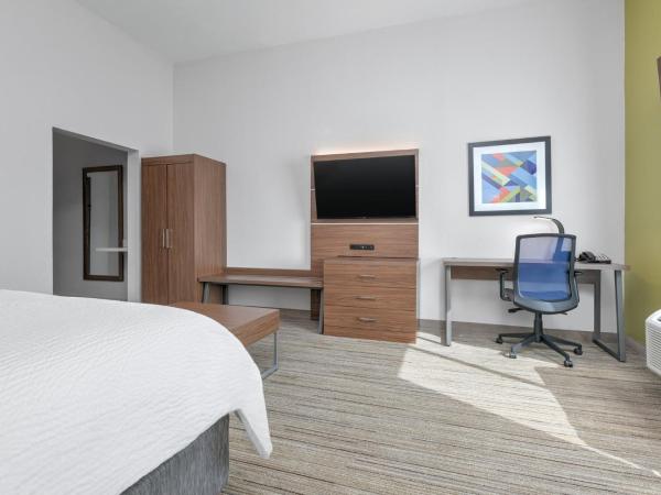 Holiday Inn Express - San Antonio East I-10 , an IHG Hotel : photo 2 de la chambre chambre lit king-size - adaptée aux personnes malentendantes avec douche accessible en fauteuil roulant - non-fumeurs