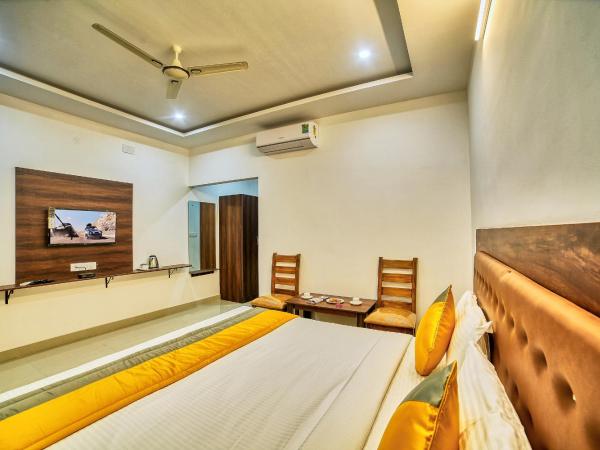HOTEL VISA INN NEAR KEMPEGOWDA AIRPORT : photo 8 de la chambre chambre double standard