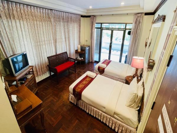 Baan Rim Kwai Paerimnam Resort : photo 3 de la chambre chambre lits jumeaux supérieure