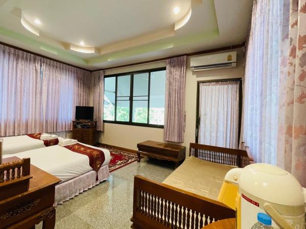 Baan Rim Kwai Paerimnam Resort : photo 4 de la chambre chambre lits jumeaux avec vue