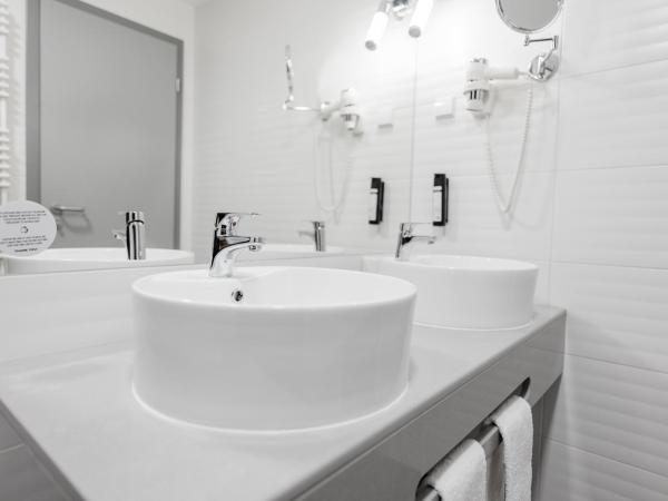 Akeah Verdi Budapest : photo 6 de la chambre suite