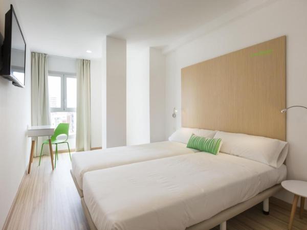 SmartRoom Barcelona : photo 2 de la chambre chambre lits jumeaux avec lit d’appoint - 301