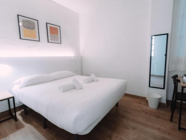 Concept Rooms : photo 5 de la chambre chambre double ou lits jumeaux avec salle de bains commune