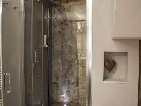 Locanda Ponte Dante : photo 7 de la chambre chambre double