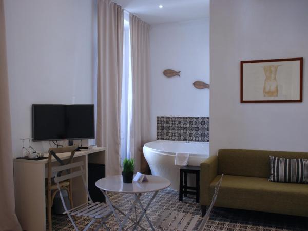 Hotel San Lorenzo Boutique : photo 2 de la chambre chambre double avec baignoire spa