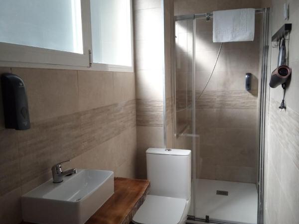 Dreams Low Cost : photo 4 de la chambre chambre double avec salle de bains commune