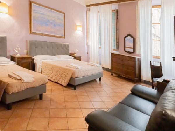 Emerald Palace : photo 2 de la chambre suite - vue sur ville