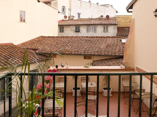 Emerald Palace : photo 4 de la chambre chambre familiale standard
