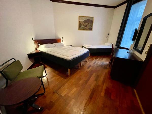 P-Hotels Oslo : photo 5 de la chambre chambre triple