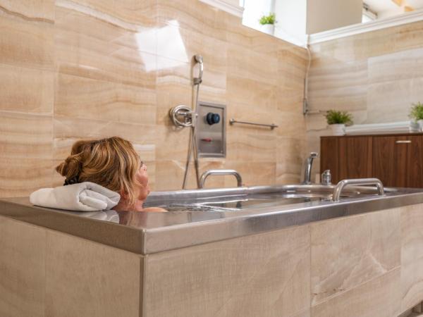 Hotel Běhounek : photo 4 de la chambre special offer - standard twin room with spa relaxation package