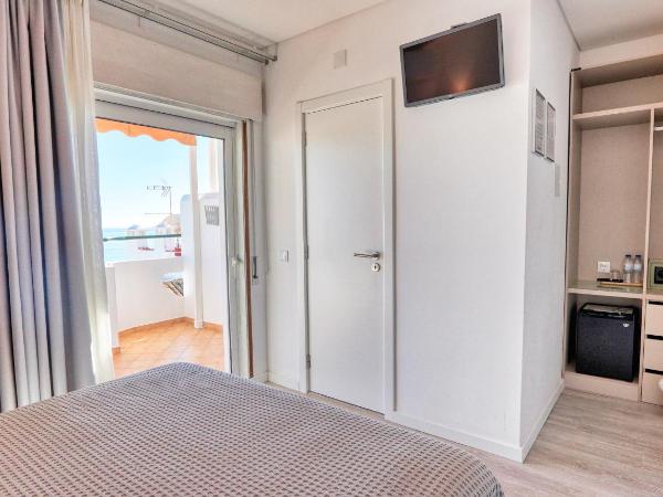 Guest House Dianamar : photo 6 de la chambre chambre double avec balcon - vue sur mer