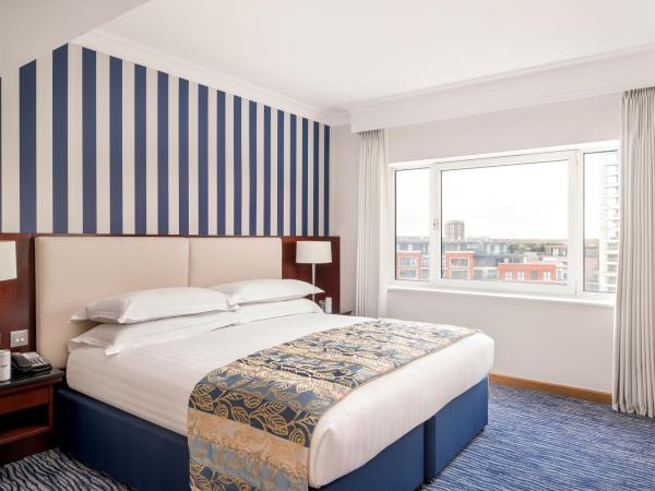 The Chelsea Harbour Hotel and Spa : photo 5 de la chambre suite lit king-size - port de plaisance