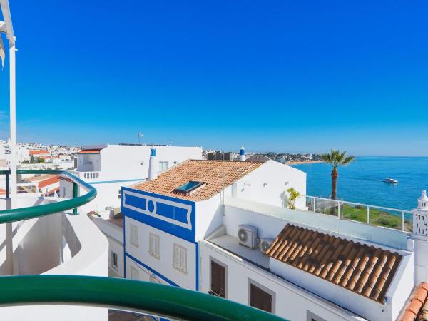Guest House Dianamar : photo 9 de la chambre chambre double avec balcon - vue sur mer