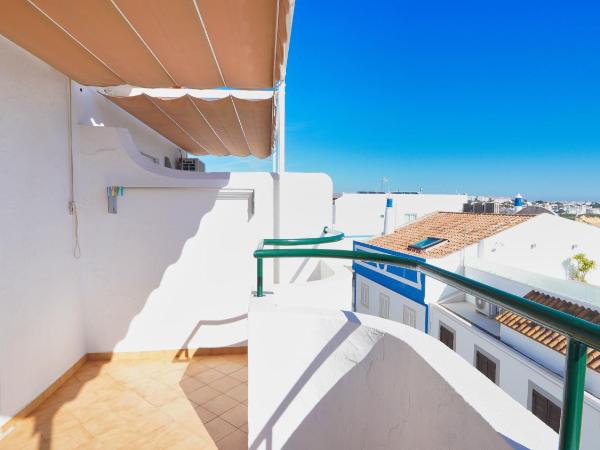 Guest House Dianamar : photo 10 de la chambre chambre double avec balcon - vue sur mer