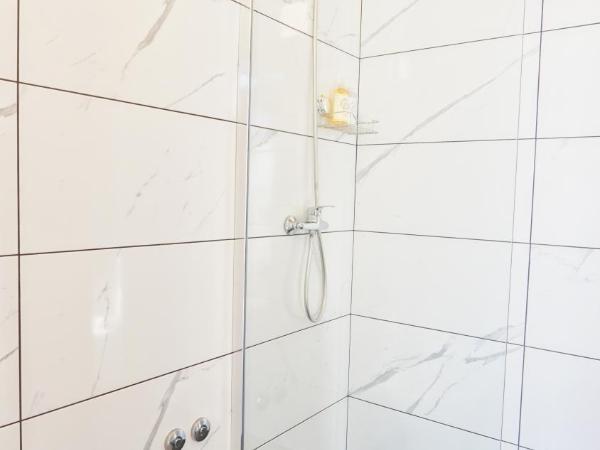 Guest House Dianamar : photo 1 de la chambre chambre double avec balcon - vue sur mer