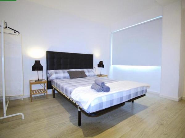 Tus Habitaciones en Ruzafa : photo 2 de la chambre chambre double avec salle de bains commune