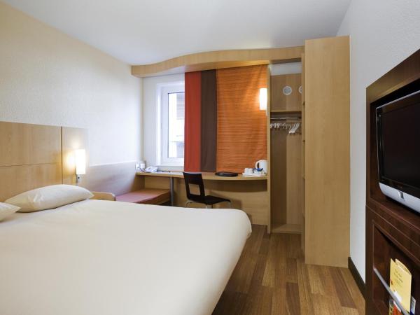 ibis Bristol Temple Meads : photo 3 de la chambre chambre standard avec un lit double