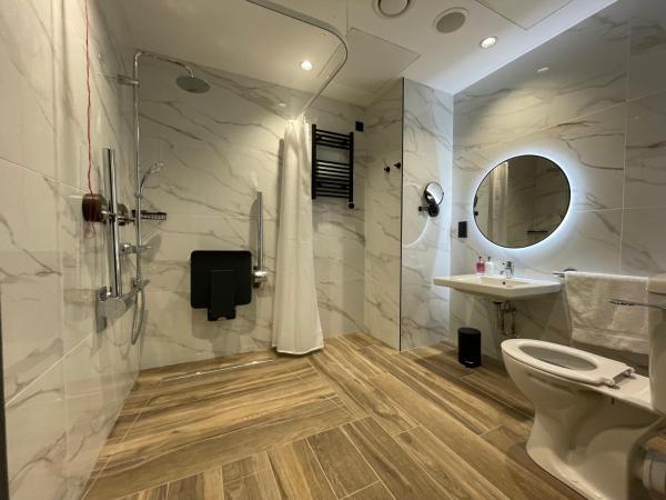 Tynecastle Park Hotel : photo 6 de la chambre chambre accessible