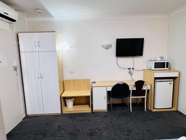 Jacksons Motor Inn : photo 5 de la chambre chambre de luxe double ou lits jumeaux avec baignoire spa