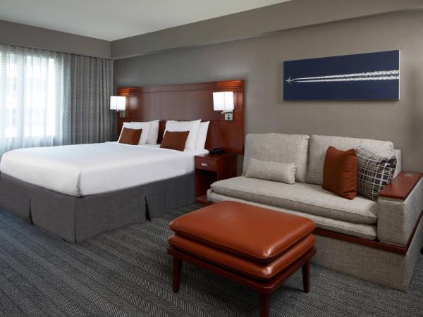 Courtyard by Marriott Los Angeles LAX / Century Boulevard : photo 1 de la chambre chambre lit king-size