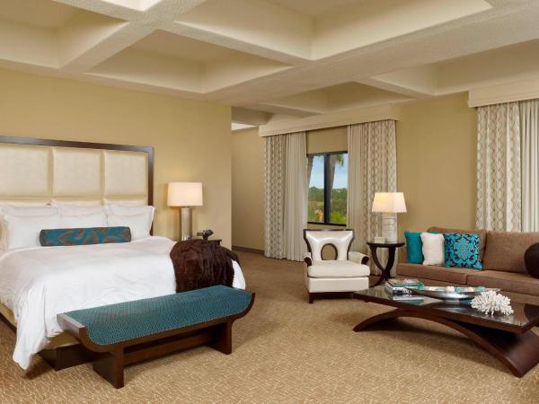 Renaissance Orlando at SeaWorld® : photo 4 de la chambre suite d'angle junior avec lit king-size