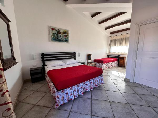 Al Palmento Cruillas : photo 2 de la chambre chambre quadruple - vue sur jardin