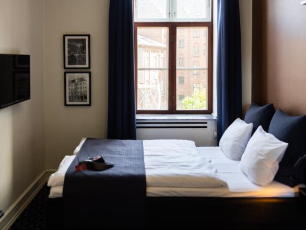 Milling Hotel Ritz Aarhus City : photo 1 de la chambre chambre lit queen-size