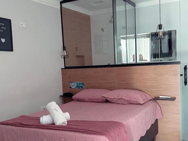 Bob Motel : photo 7 de la chambre grande chambre double ou lits jumeaux