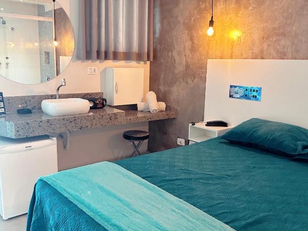 Bob Motel : photo 10 de la chambre grande chambre double ou lits jumeaux