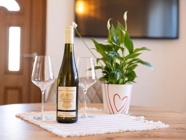 Guest House Marica : photo 7 de la chambre appartement 1 chambre avec balcon