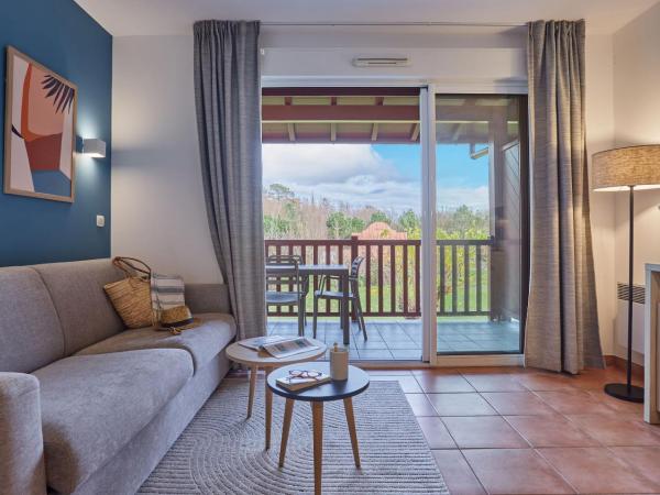 Résidence Odalys Domaine Iratzia : photo 3 de la chambre appartement 3 chambres (8 adultes)