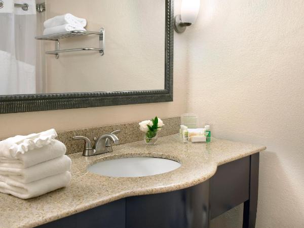 Holiday Inn Miami Beach-Oceanfront, an IHG Hotel : photo 1 de la chambre chambre lit king-size standard