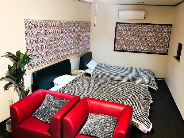 Hotel Rakusai : photo 4 de la chambre chambre double avec salle de bains privative