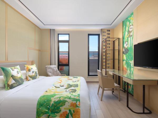 Courtyard by Marriott Shanghai International Tourism and Resorts Zone : photo 2 de la chambre chambre lit king-size deluxe avec balcon