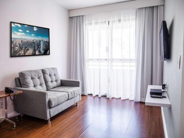 Mercure Sao Paulo Berrini : photo 10 de la chambre appartement supérieur avec 2 lits doubles