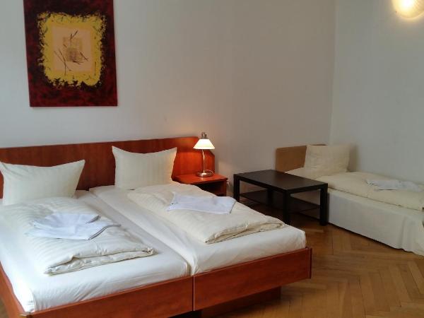 Hotel Pension Kima : photo 3 de la chambre chambre quadruple