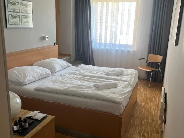 Blue Orange Resort : photo 1 de la chambre appartement avec terrasse