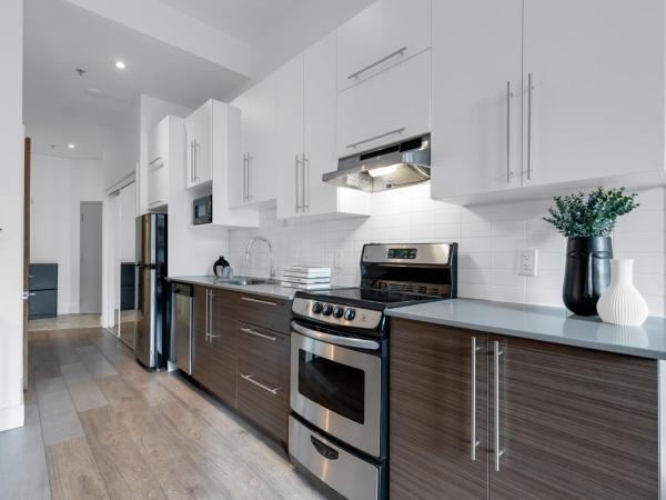 Liv MTL Downtown : photo 10 de la chambre downtown-302 | spacious modern studio suite montreal