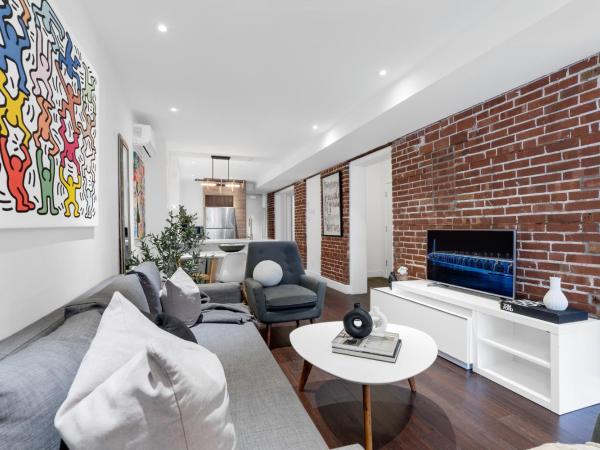 Liv MTL Soho : photo 2 de la chambre soho-6 | spacious 1br suite + rooftop bbq in downtown mtl