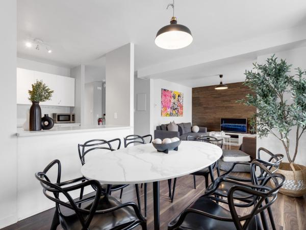 Liv MTL Soho : photo 7 de la chambre soho-1 | spacious 2br suite + rooftop bbq, downtown mtl