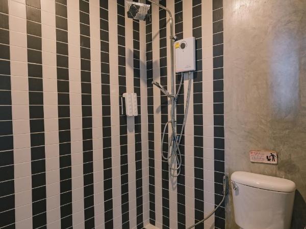 The Arbern Hotel x Bistro - SHA Extra Plus : photo 8 de la chambre chambre deluxe double ou lits jumeaux