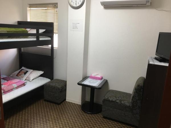 Hanmadang : photo 3 de la chambre chambre lits jumeaux avec salle de bains commune